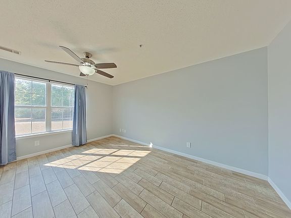 2-web-or-mls-2 Living Room-3_02092026