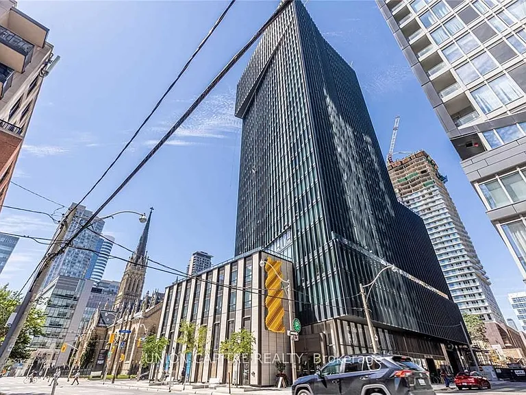 60 Shuter St #202 — Photo 1