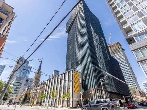 60 Shuter St, Toronto, ON