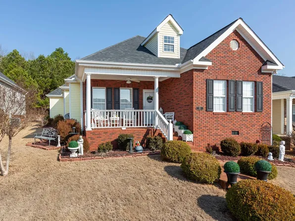 29 Mountain Side Cir, Anniston, AL 36207