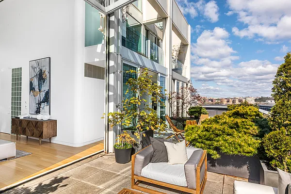 Sold by Corcoran | media 2