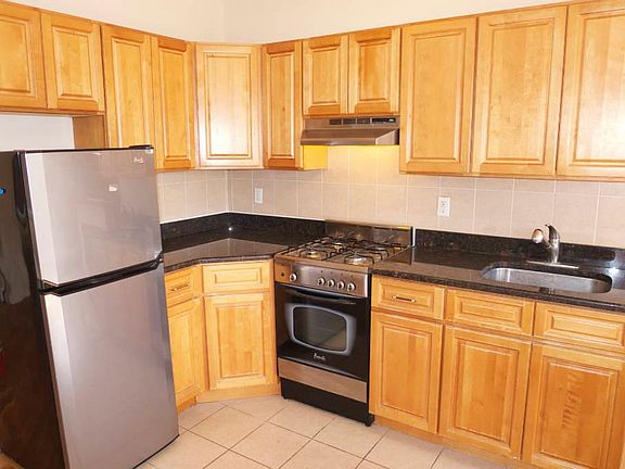 3rd image of 97 Clinton Ave APT 3