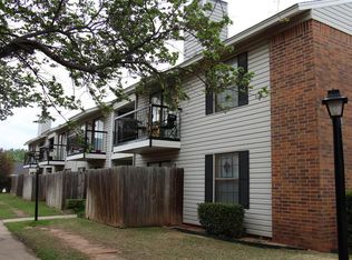 3000 Chautauqua Ave APT 104, Norman, OK 73072