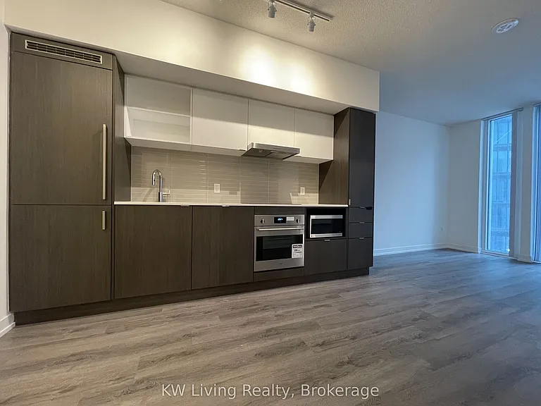 138 Downes St #918 — Photo 7