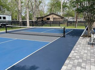 4118 Clayhead Rd, Richmond, TX 77406