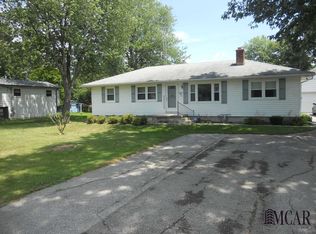 13810 Laplaisance, Adrian, MI 48161