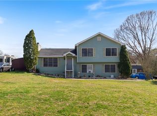 4401 Leafview Way, Gillsville, GA 30543
