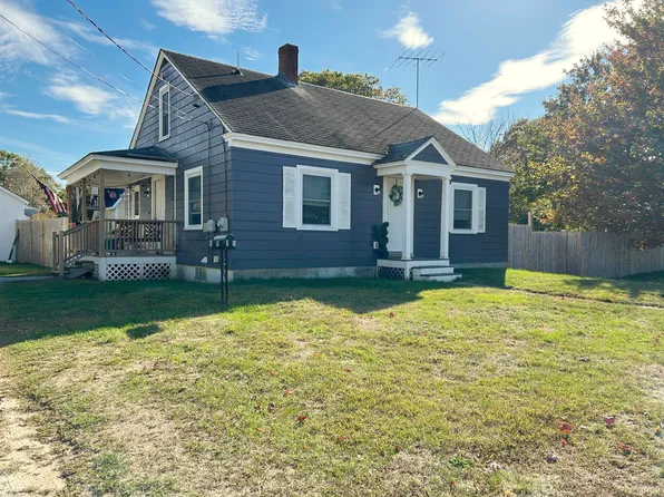 15 Hennessey Ave, Brunswick, ME 04011
