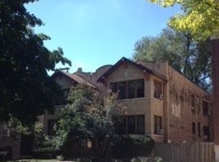 431 S Kenilworth Ave #2N, Oak Park, IL 60302