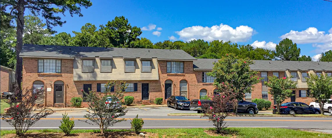 Macon - Wood Valley - 80-D — Photo 1