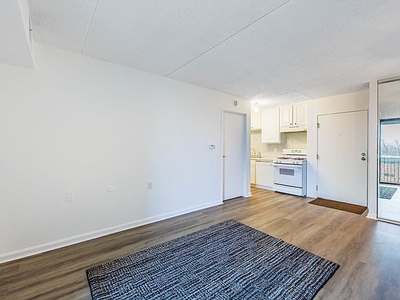 2nd image of 1750 N Marywood Ave APT 405