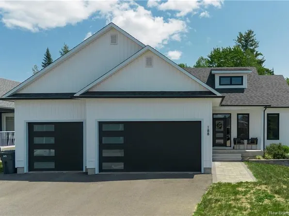 188 Mitchell Wayne Dr, Fredericton, NB E3G 0B8