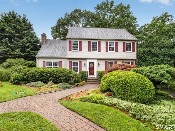 49 Overlook Avenue, Groton, CT 06355