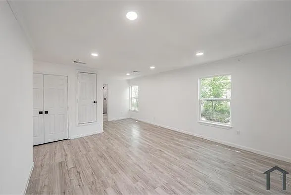 238 Briar Oaks Dr — Photo 11