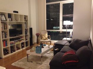200 Chambers St APT 6L, New York, NY 10007