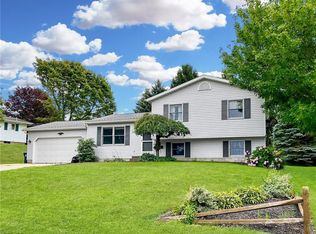 1033 Belleview Dr, Erie, PA 16504