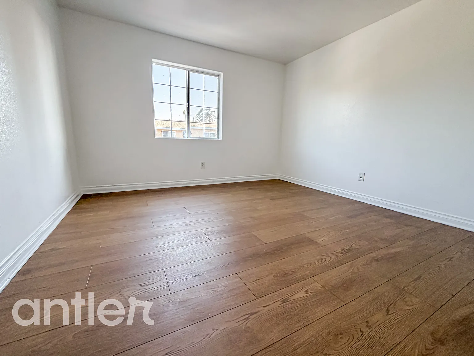 3 bed, $2,995 — Photo 4