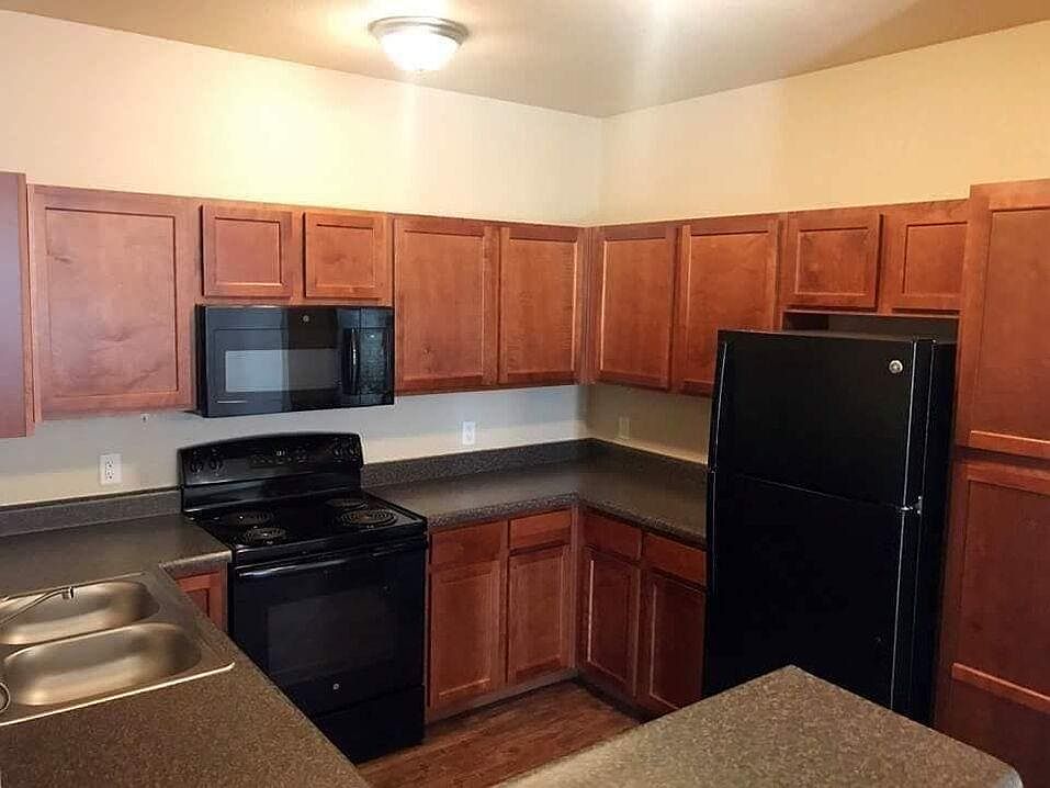 Reserves at Trail Ridge Apartment Rentals - Great Bend, KS | Zillow