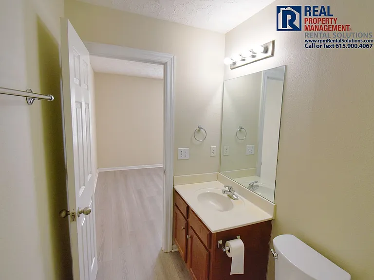 2418 Quest Ave — Photo 16