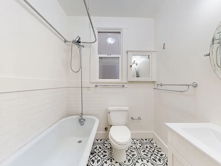 920 Taylor St #8 — Photo 12