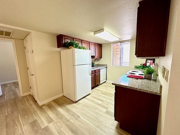 5th image of 4450 Sandy River Dr Unit 1-83