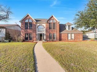 7804 Bayshore Ct, Fort Worth, TX 76179