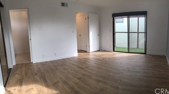 2nd image of 2339 Ocean Ave #B