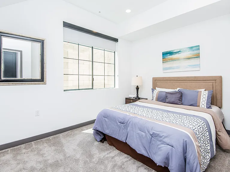 10746 Riverside Dr #7 — Photo 5