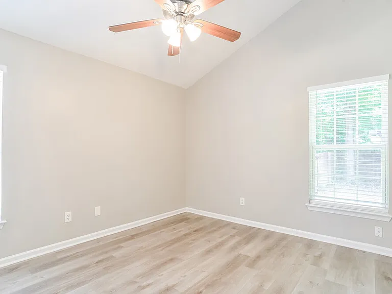 4148 Canyon Creek Ln — Photo 10