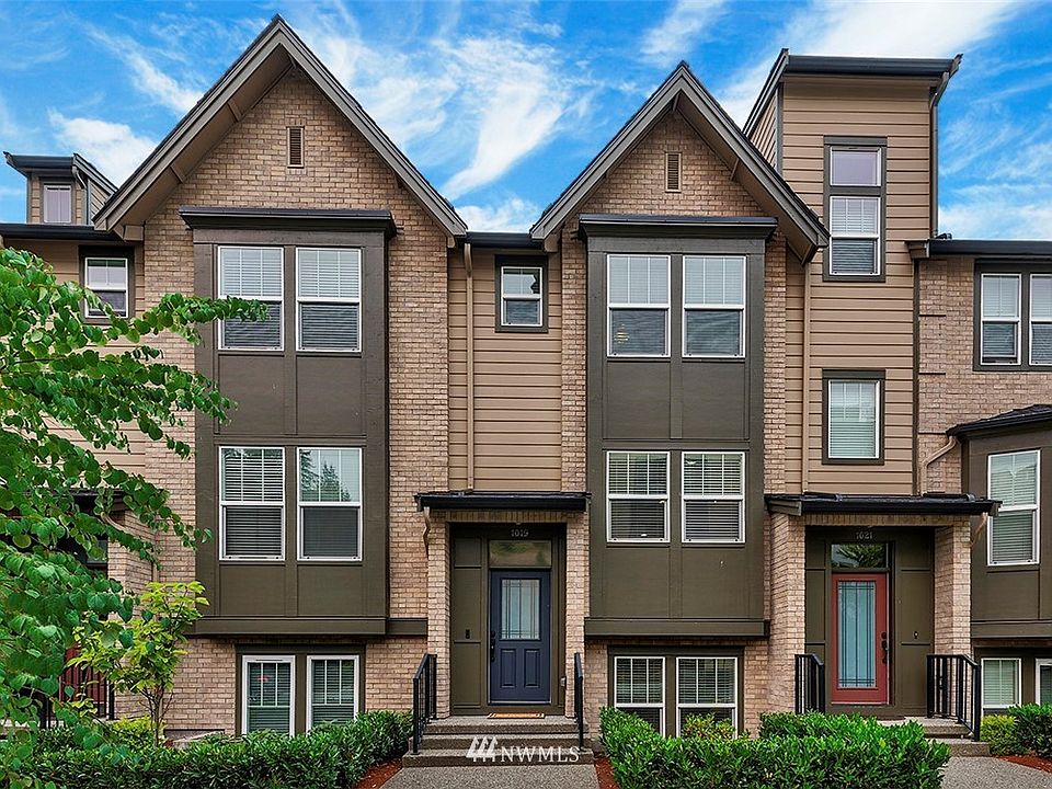 1st image of 1019 10th Avenue NE #4.2