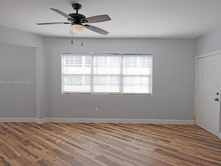 2383 Flamingo Dr #11 — Photo 7