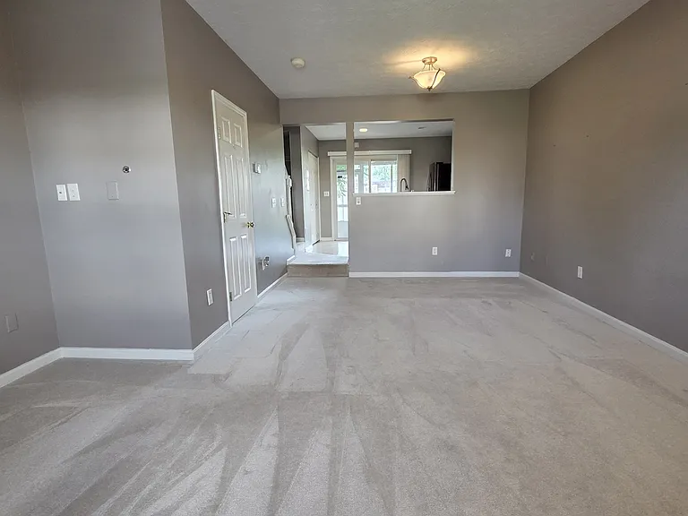 2405 Tarpon Bay Dr — Photo 4