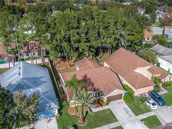3rd image of 8915 Breland Dr