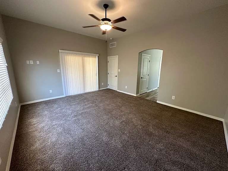 5688 E 39th Pl — Photo 18