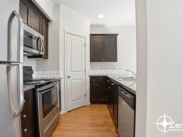 11517 NE 125th Ave — Photo 6