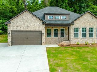 126 Sugarloaf Cir, Macon, GA