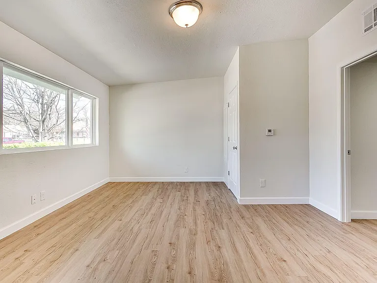 620 E Eufaula St — Photo 4