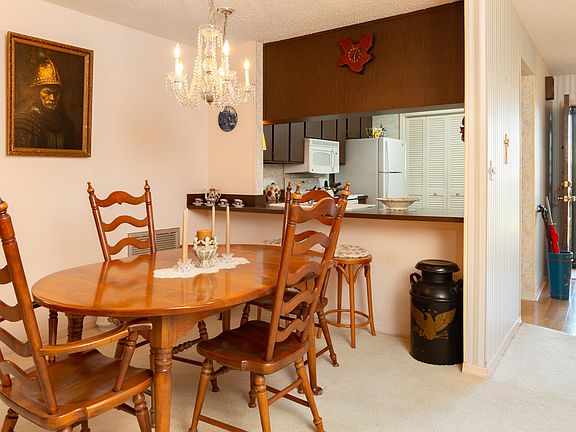 4th image of 123 Skyline Cir