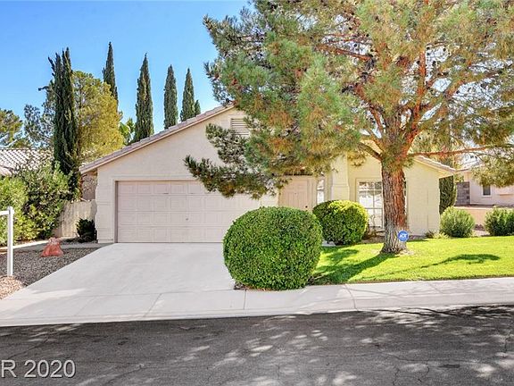 2nd image of 1915 Coralino Dr