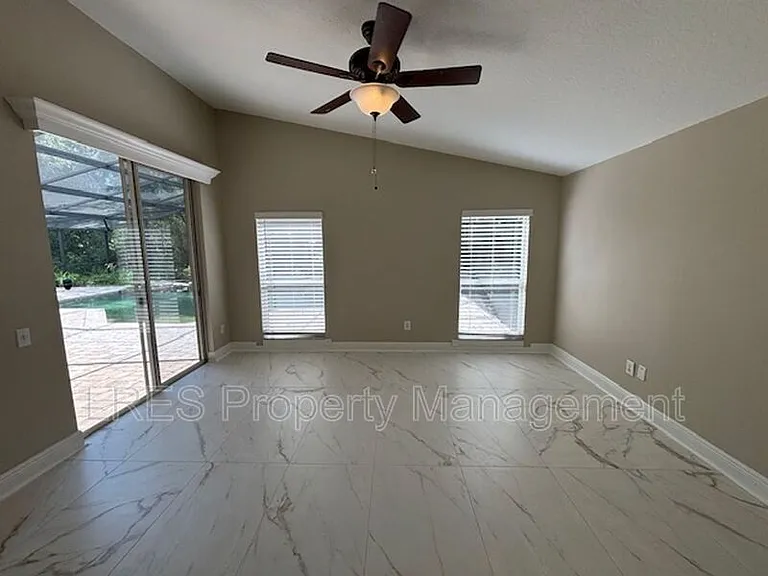 1028 Kerwood Cir — Photo 25