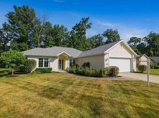 3015 Hedgerow Pass, Fort Wayne, IN 46804