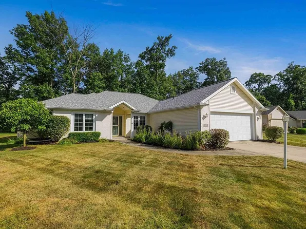 3015 Hedgerow Pass, Fort Wayne, IN 46804