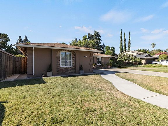 4th image of 8924 Sawtelle Way