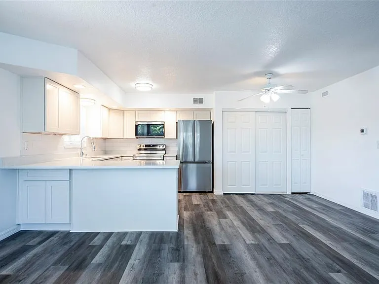 717 E Gulf Blvd #2 — Photo 43