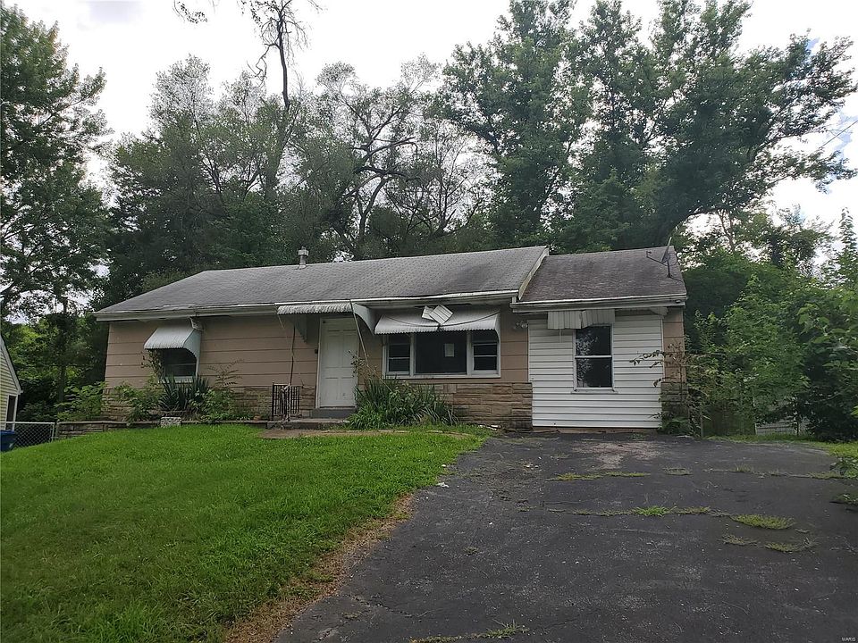 1st image of 333 S Marguerite Ave