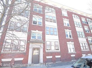 15 Crystal Ave #2R, Springfield, MA 01108