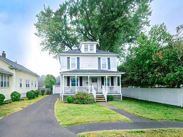 29 Russell Rd, Westfield, MA 01085