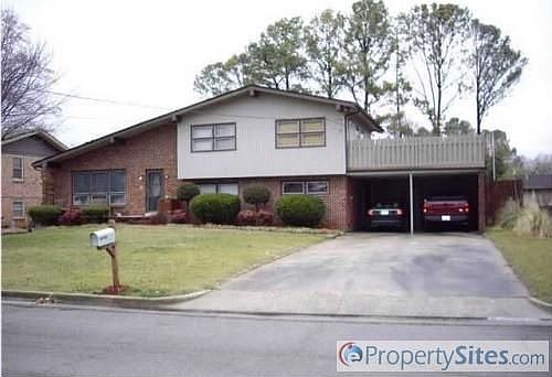 1st image of 310 Bethesda Dr SE
