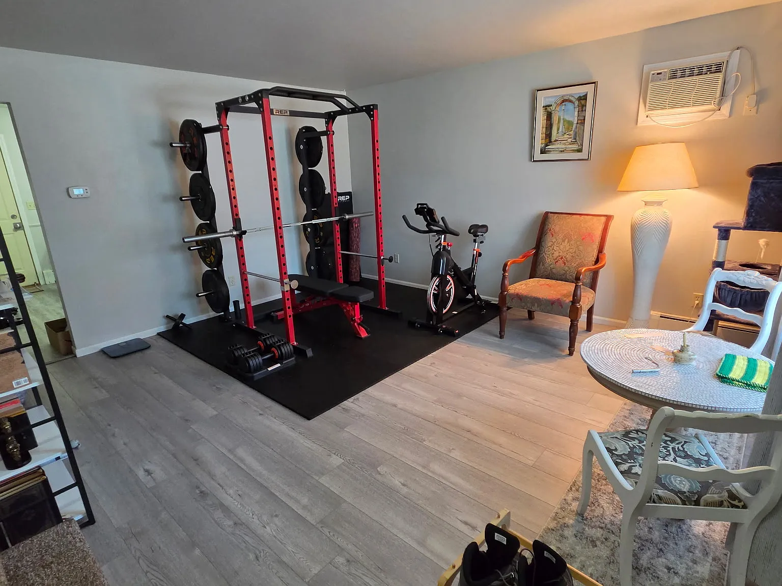 2 bed, 1.5 bath, $1,295 — Photo 2