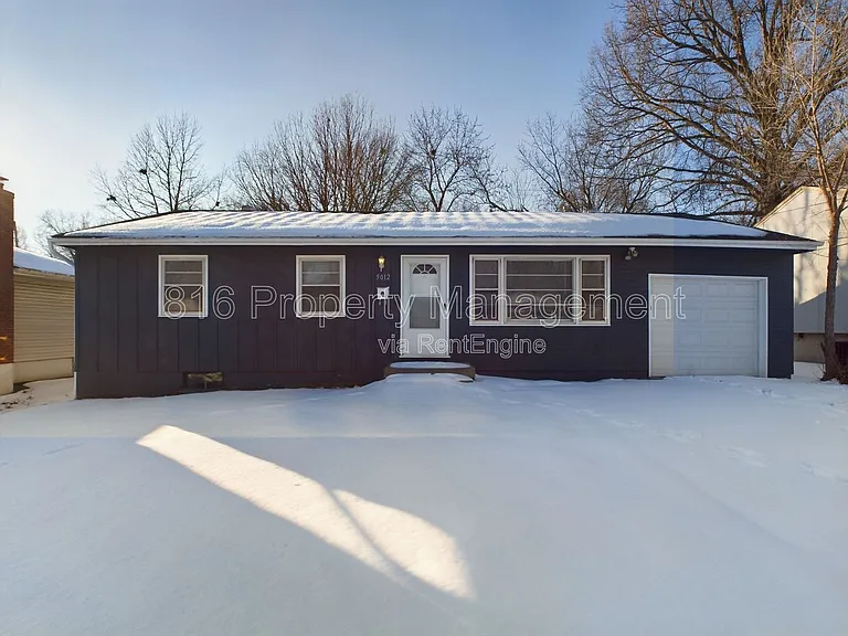 5012 S Grand Ave — Photo 1